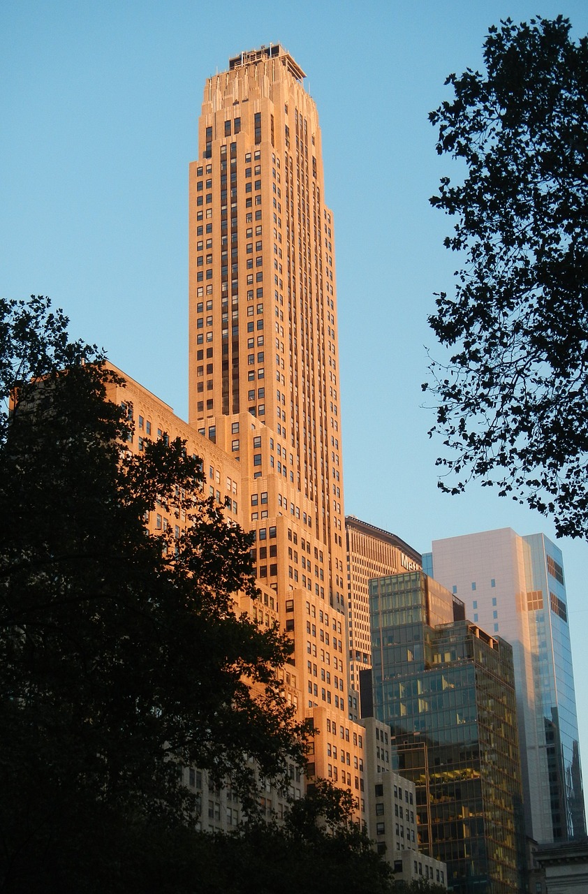 new york 5th avenue skyscraper free photo