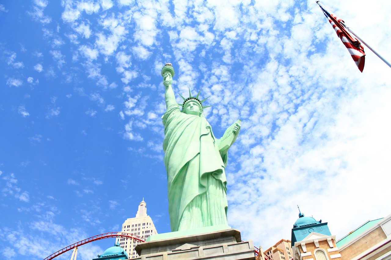 new york new york statue of liberty las vegas free photo