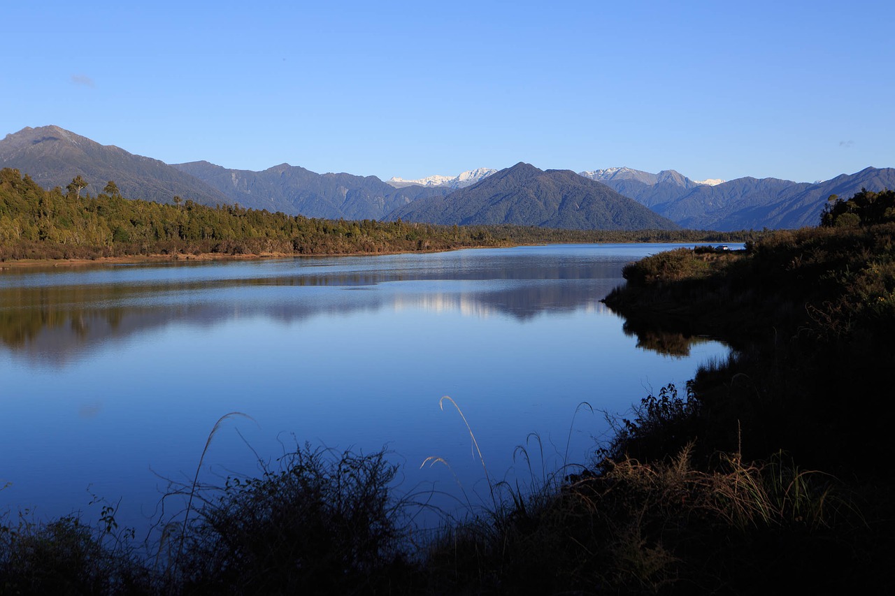 new zealand lake mountains free photo
