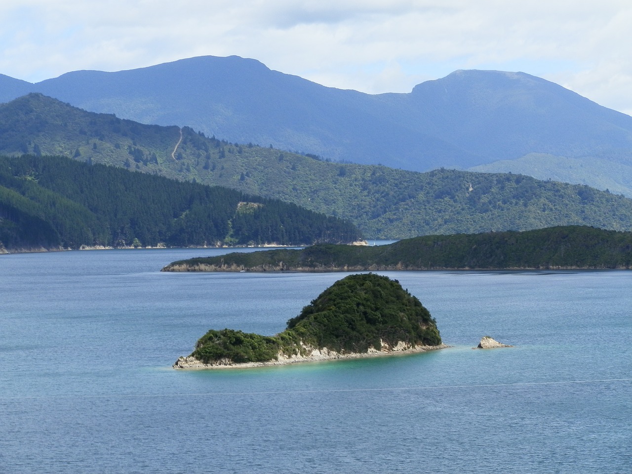 new zealand ocean water free photo