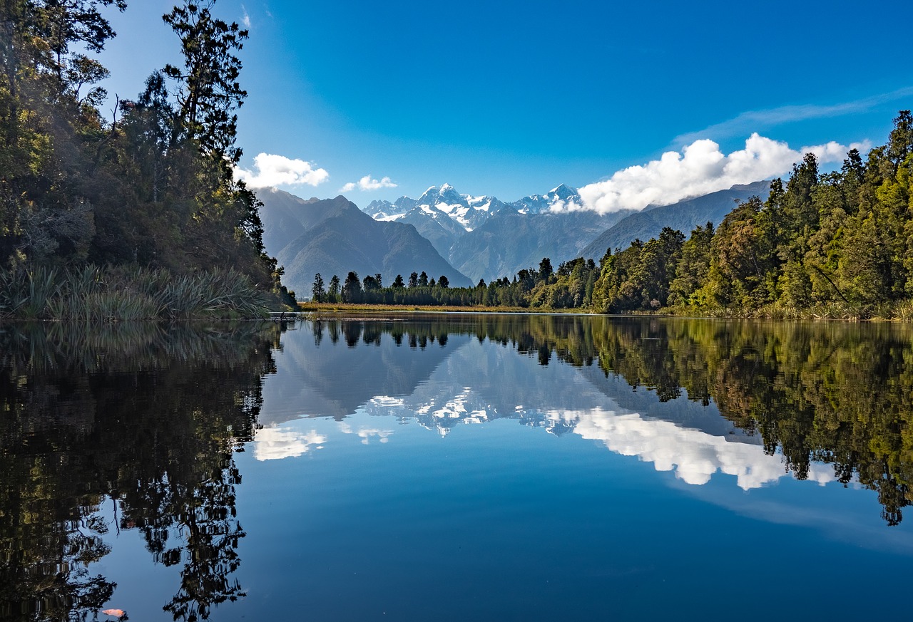 new zealand  mirroring  water free photo