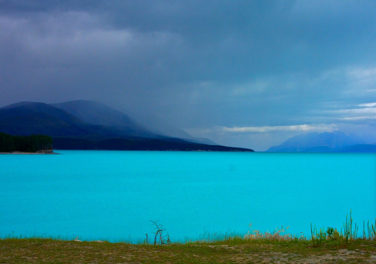 new zealand lake pukaki mountains free photo