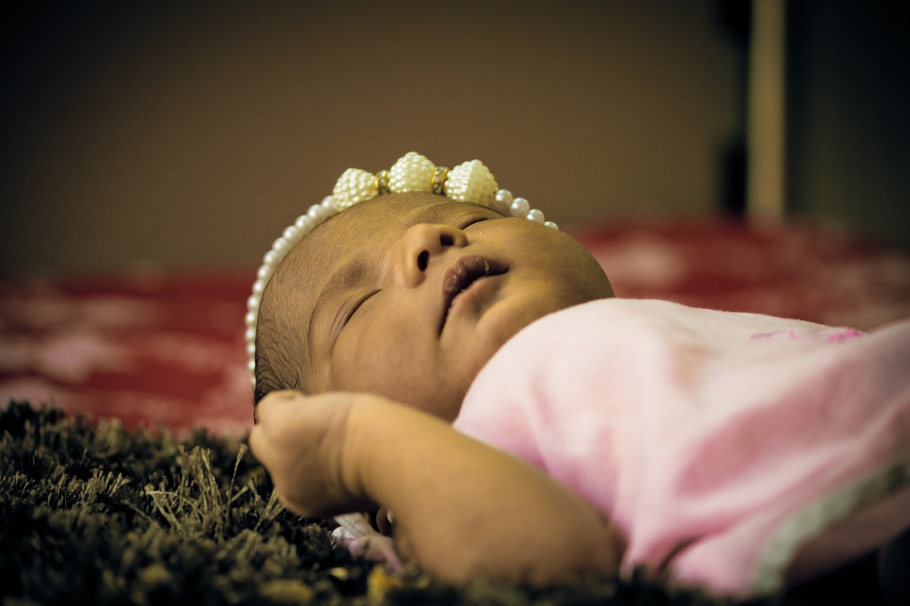 newborn child baby free photo