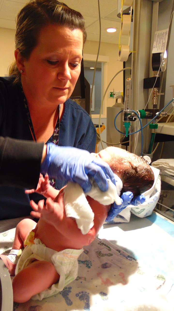 newborn childbirth infant free photo