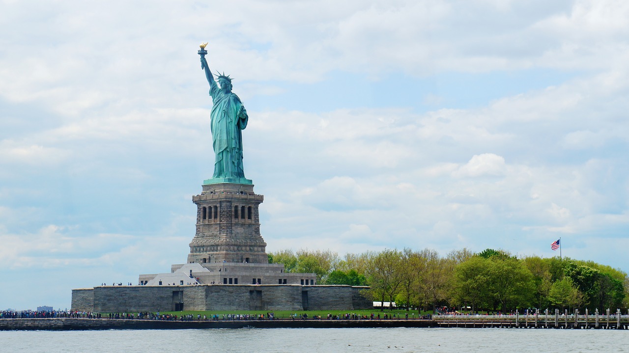 newyork  statue of liberty  monument free photo