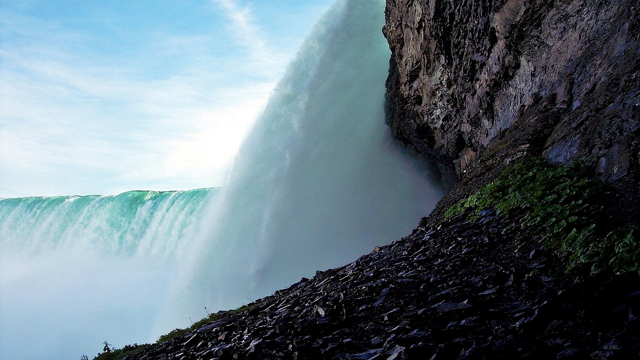 niagara falls waterfall cascade free photo