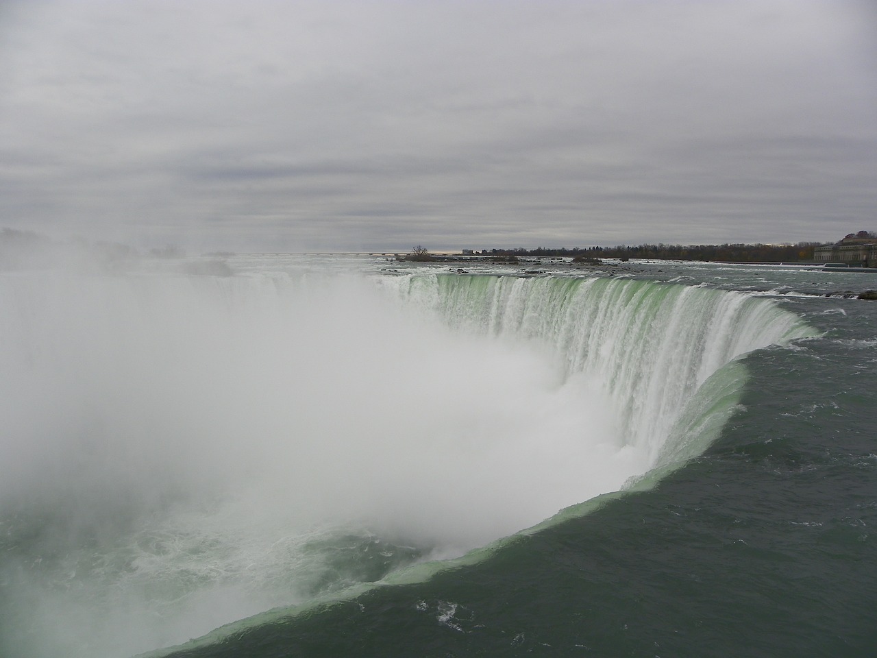 niagara falls waterfall canada free photo