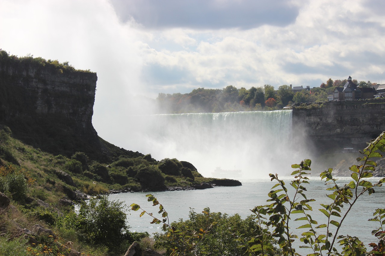 niagara falls new york usa free photo