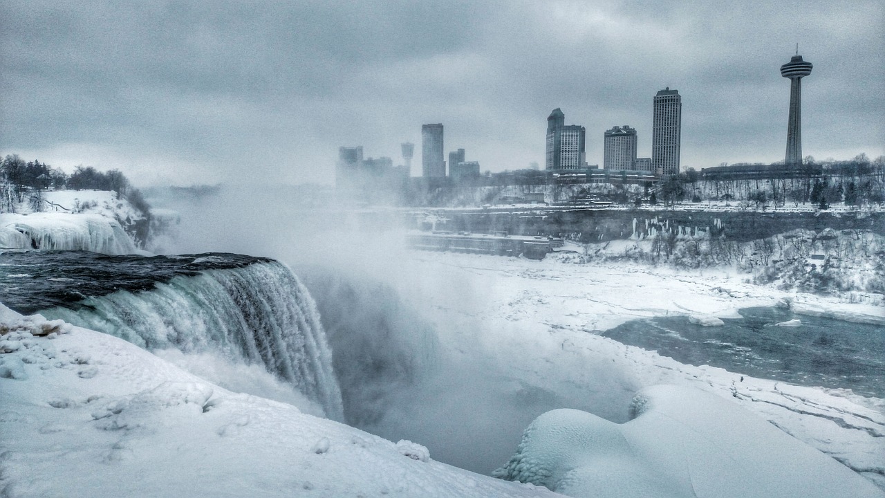 niagra falls waterfalls skylon tower free photo