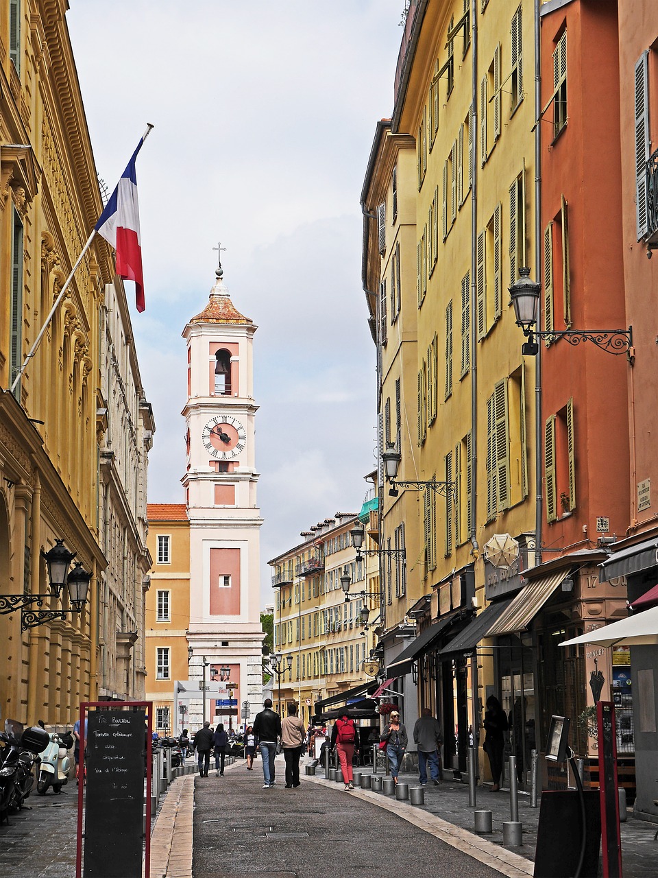 nice old town church free photo