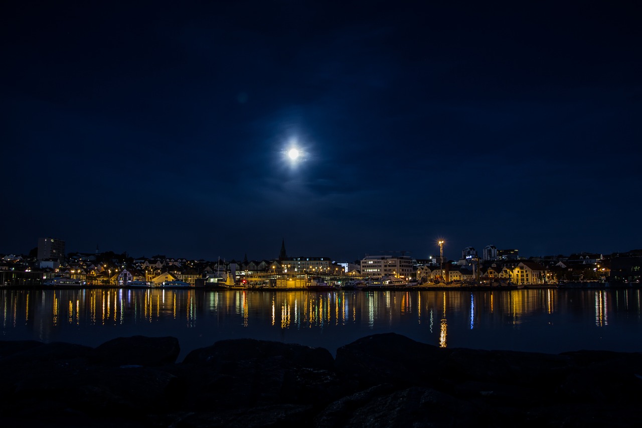 night stavanger sea free photo