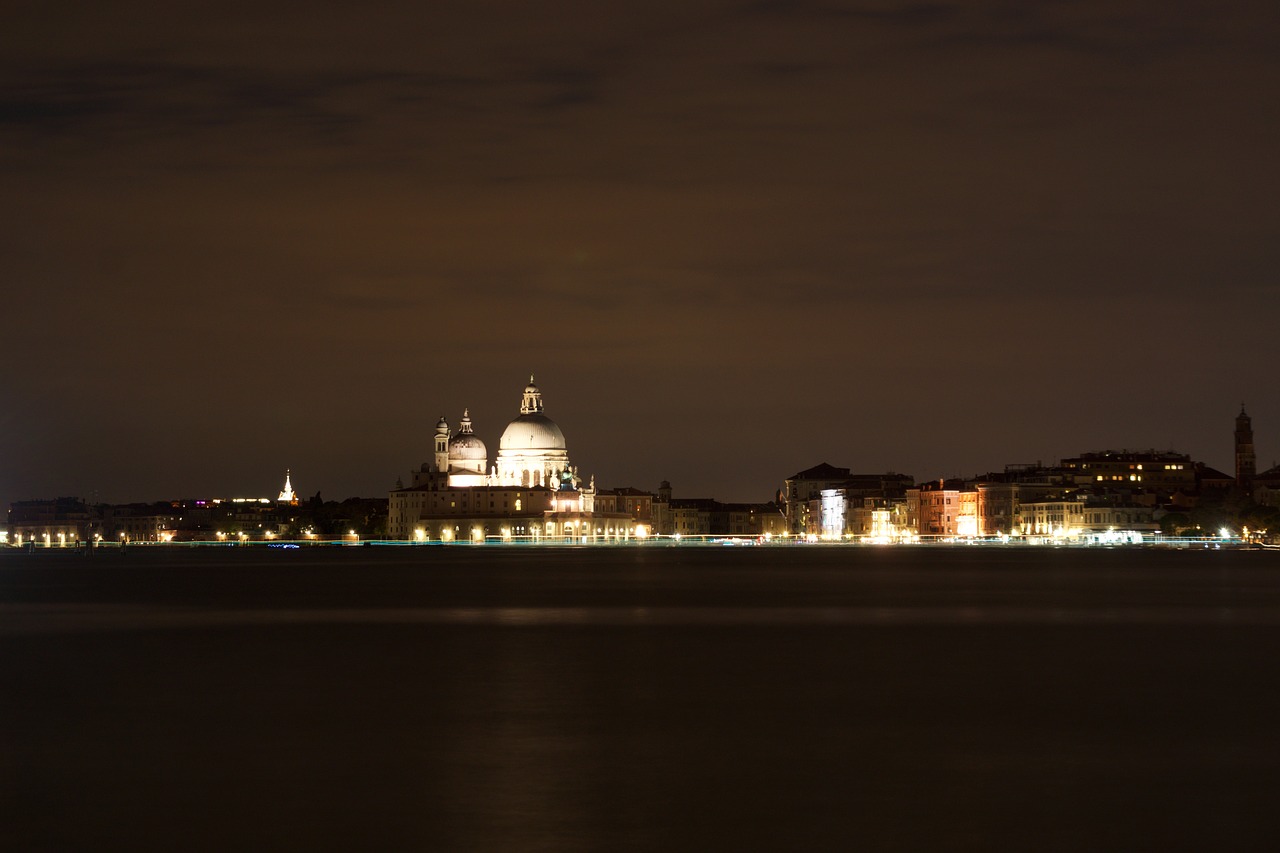 night venice romantic free photo