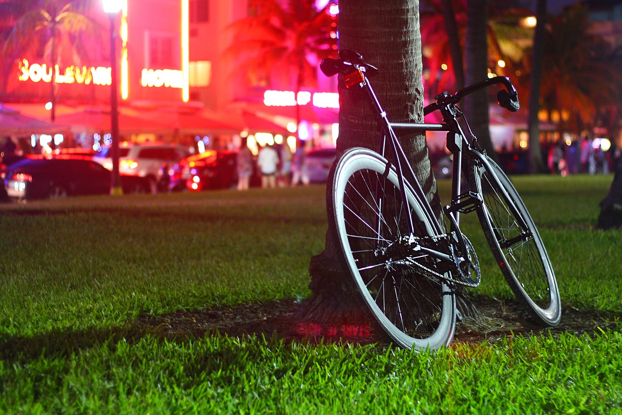 night park street free photo
