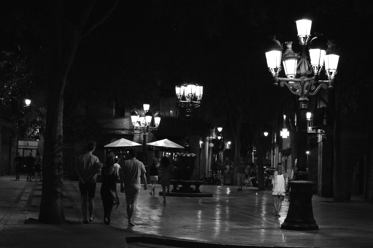 night  city  barcelona free photo