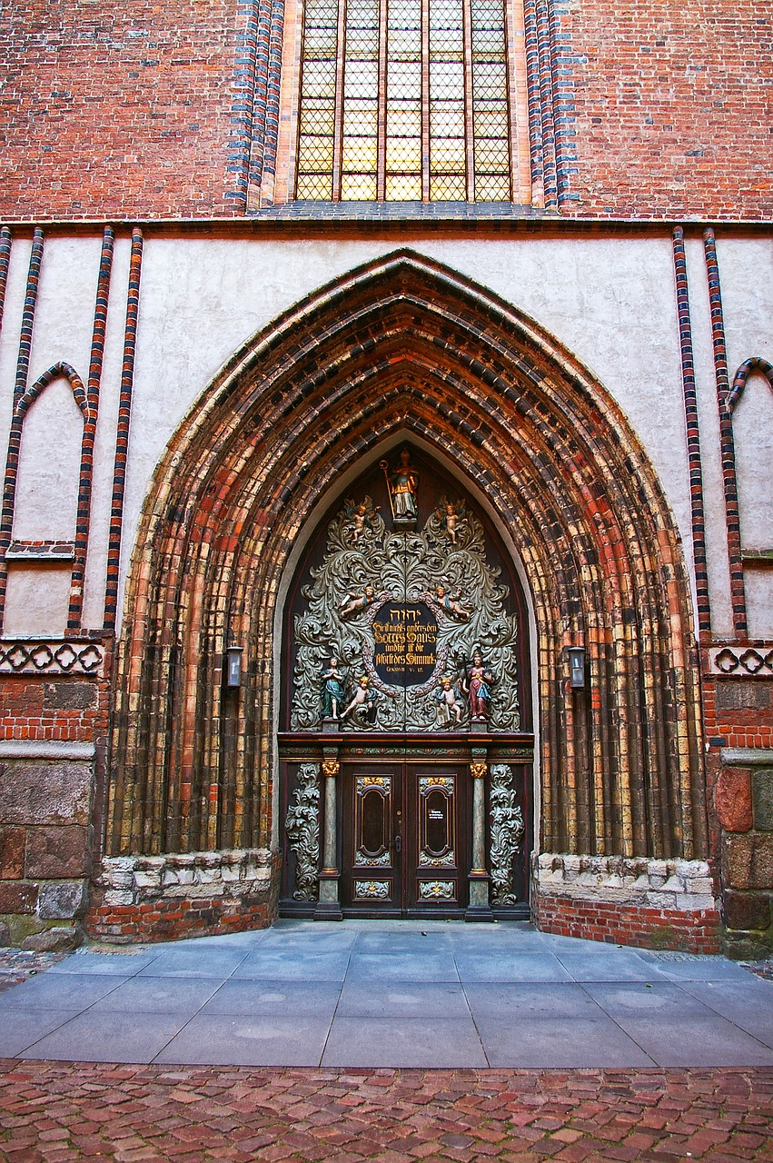 nikolai church in stralsund  input  churches entrance free photo