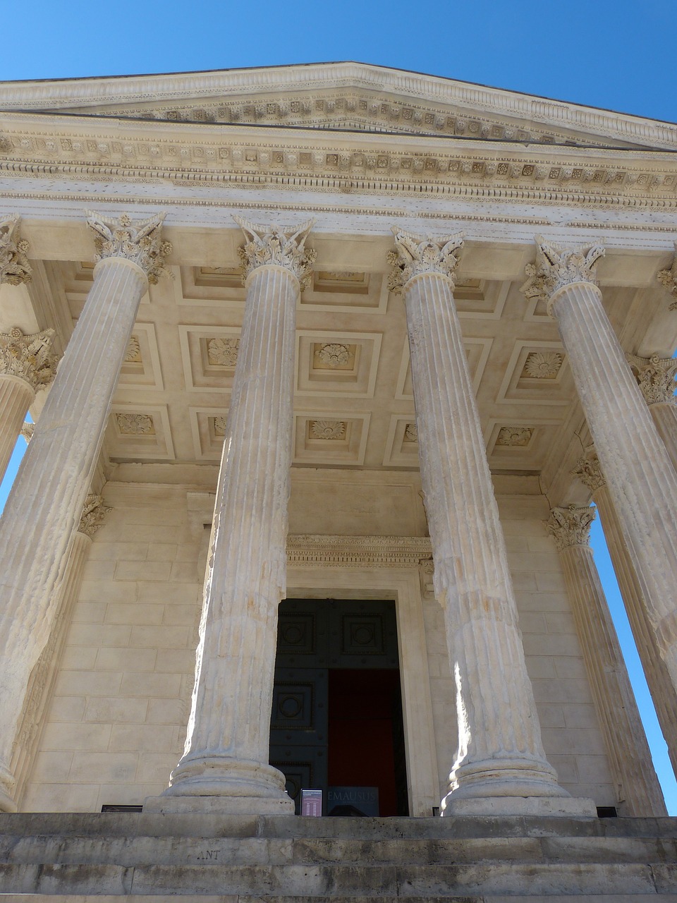 nimes france south of france free photo