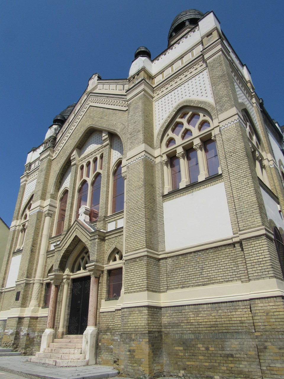 nitrify slovakia synagogue free photo