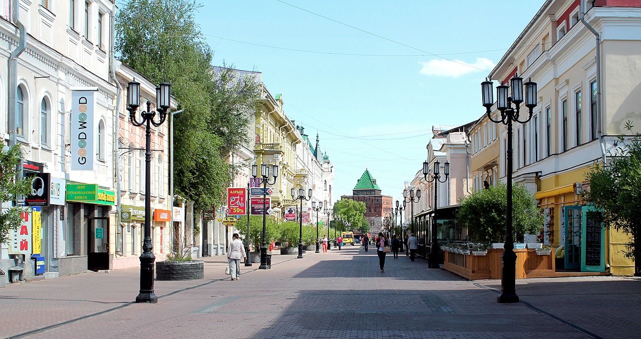 nizhniy novgorod main street beautiful streets free photo