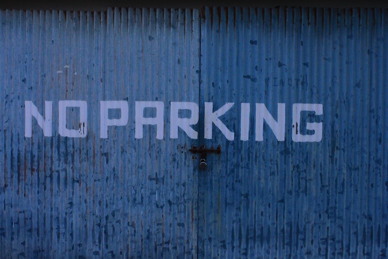 no parking  blue  sign free photo