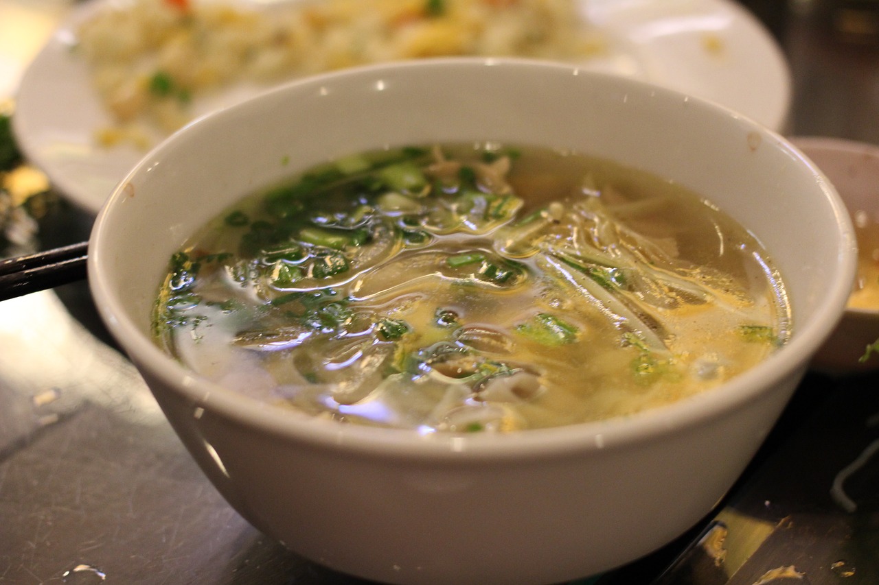 rice noodles vietnamese noodle soup noodles free photo