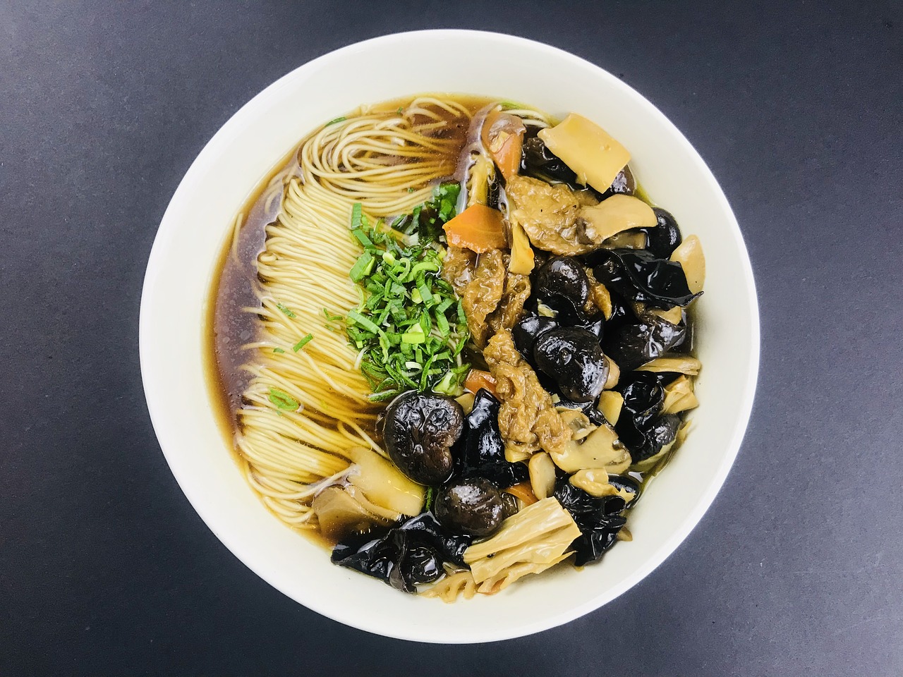 noodle  vegetable  soup free photo