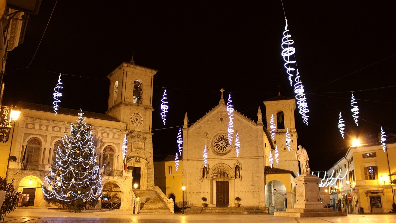 norcia san benedetto piazza free photo