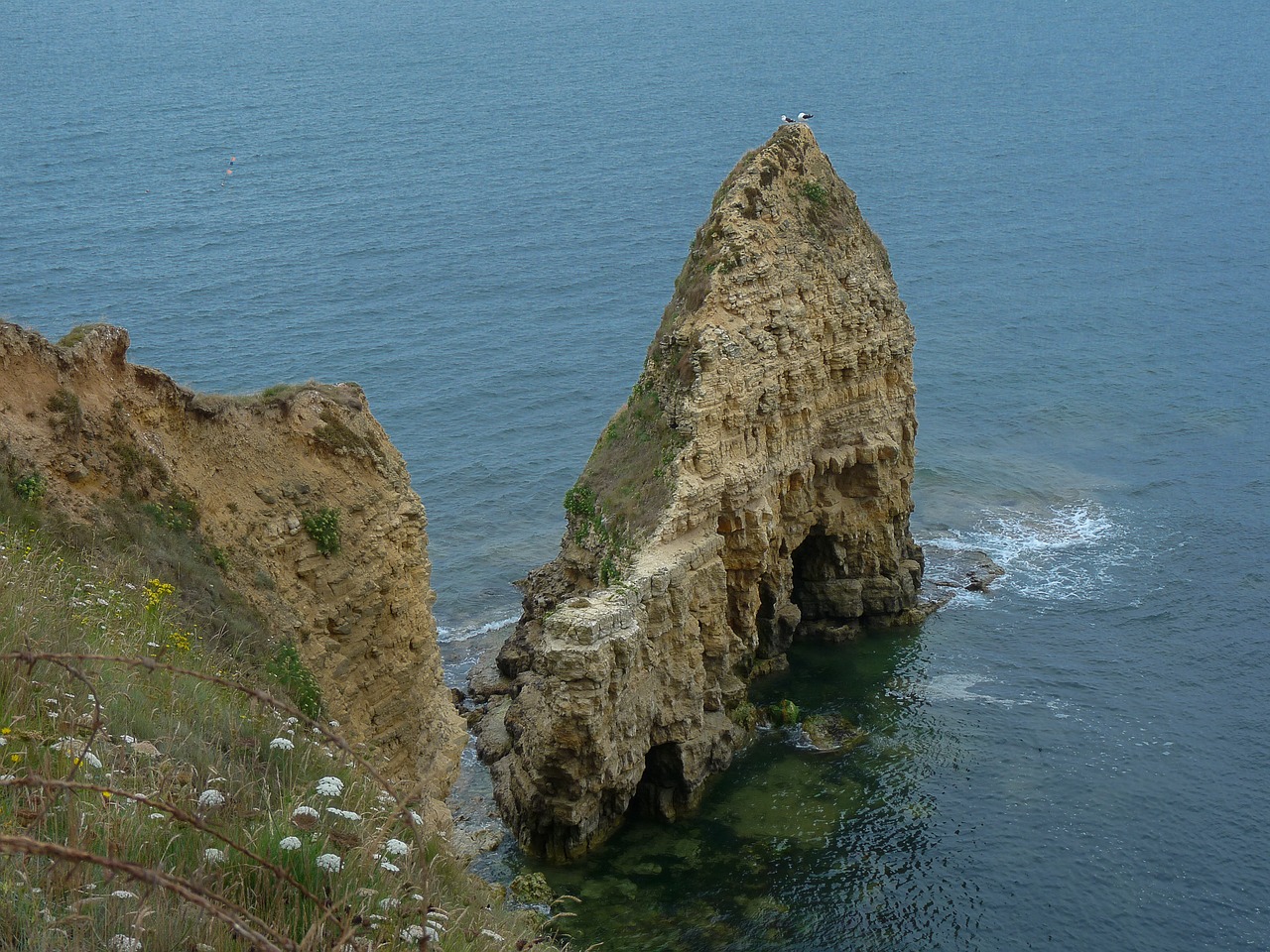 normandy pointe du hoc landing free photo