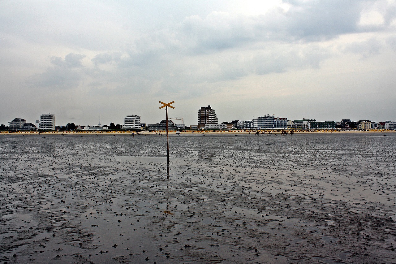 north sea  tide cross  ebb free photo