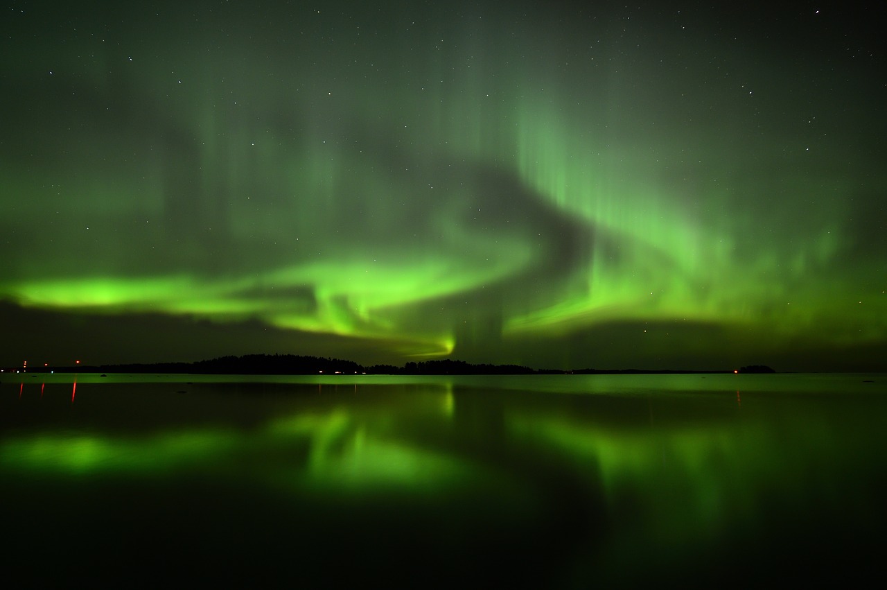 northern lights  aurora  night free photo