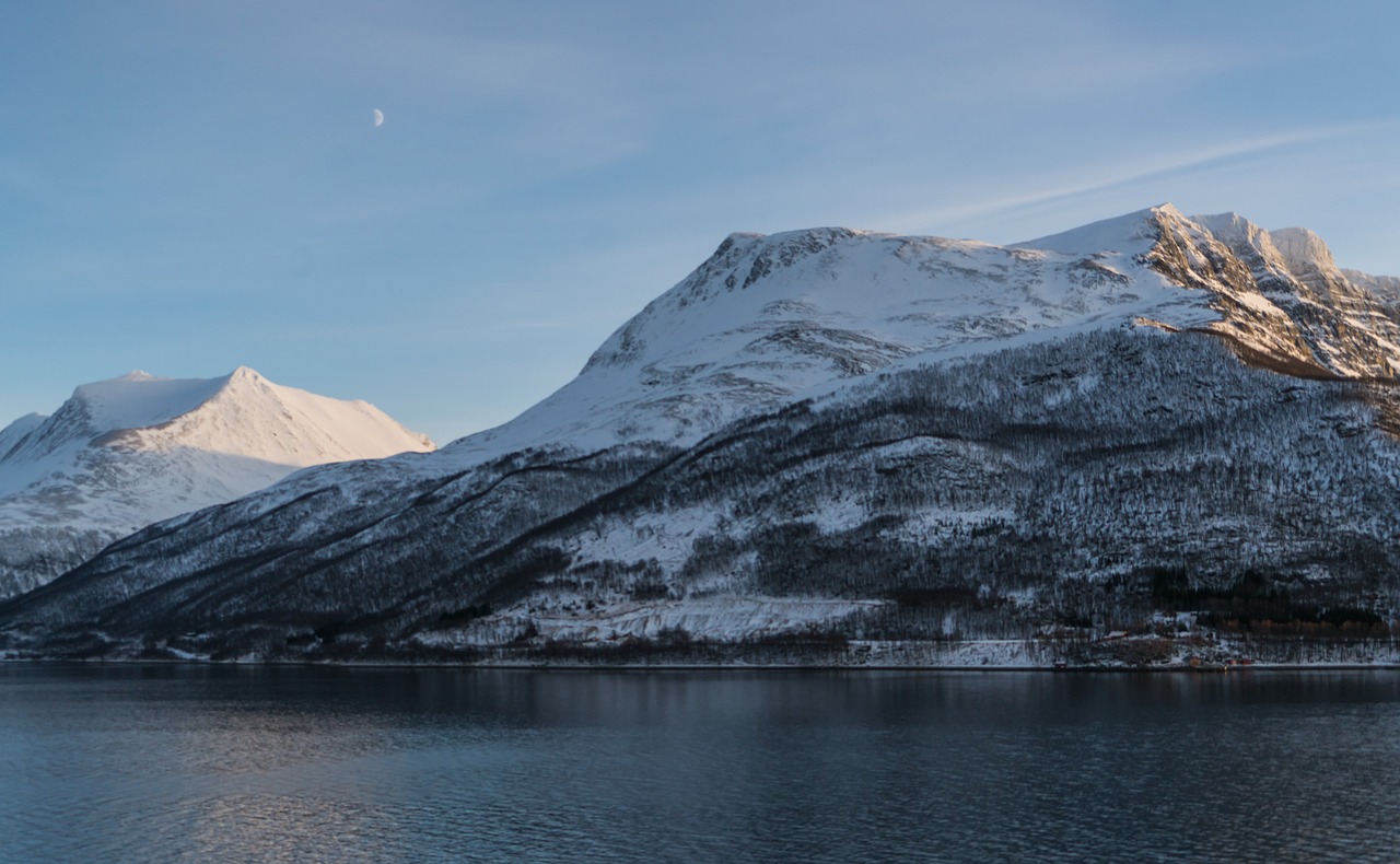 norway fjord snow free photo