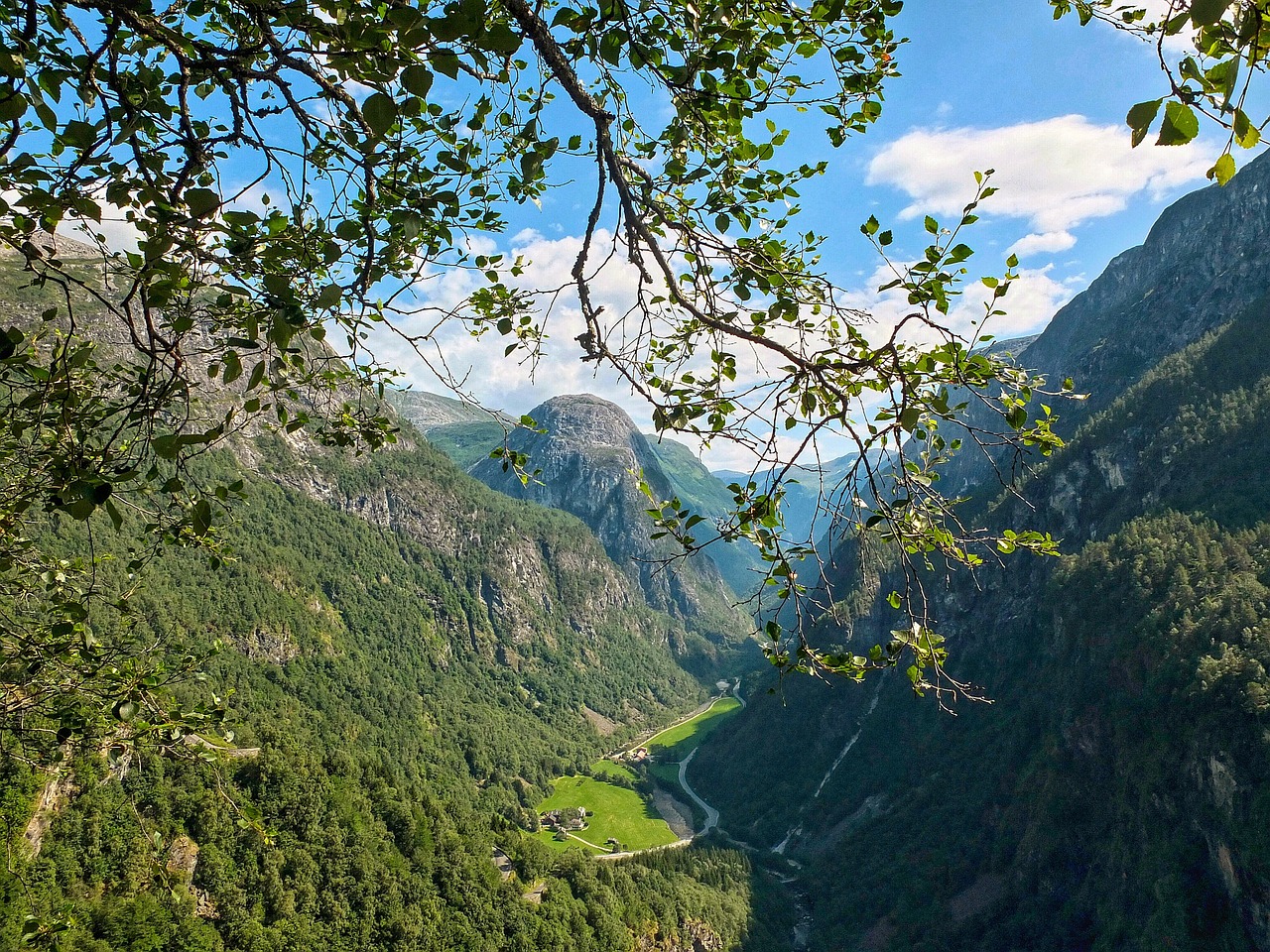 norway mountain valley free photo