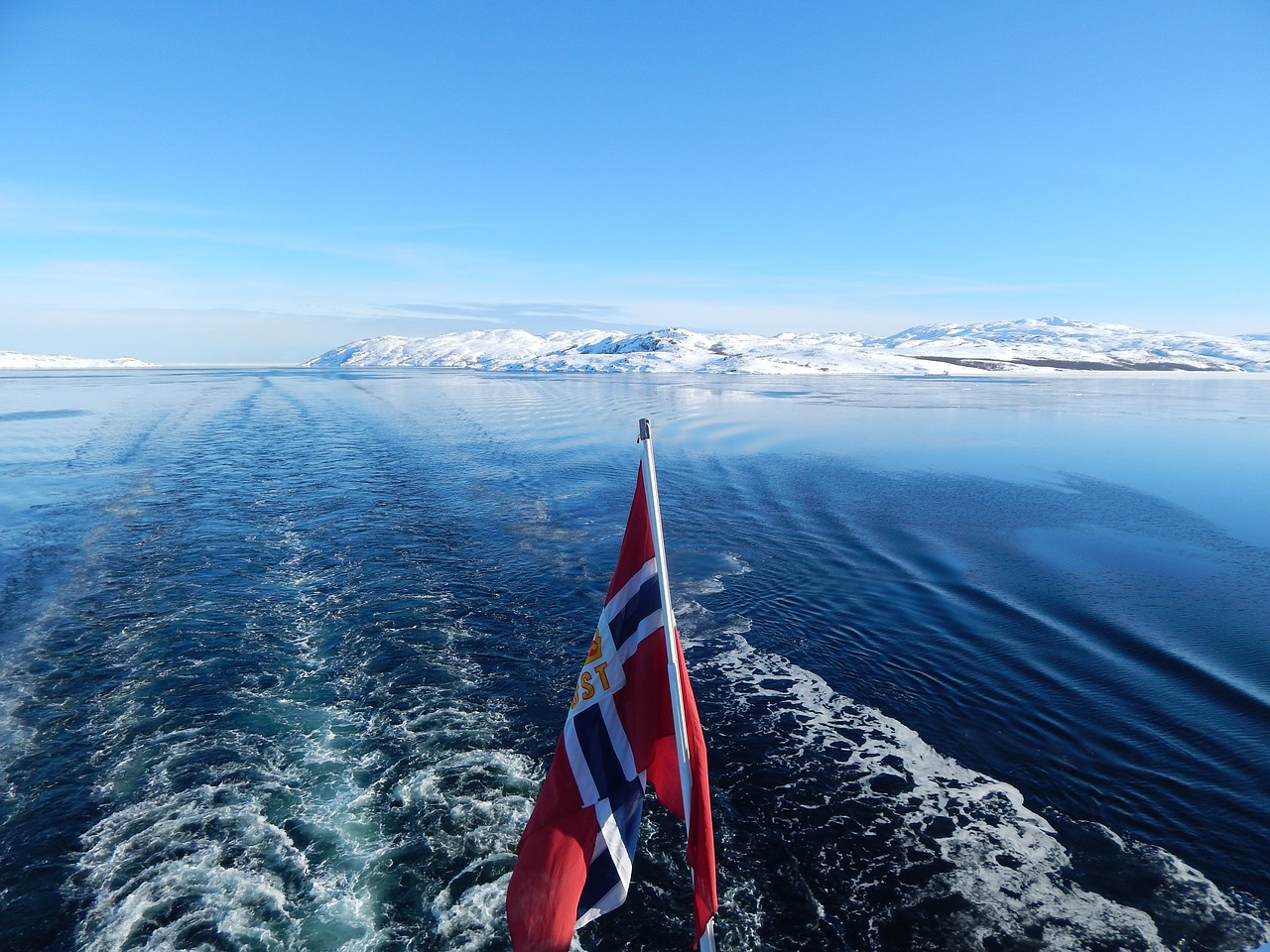 norway  winter  ship free photo