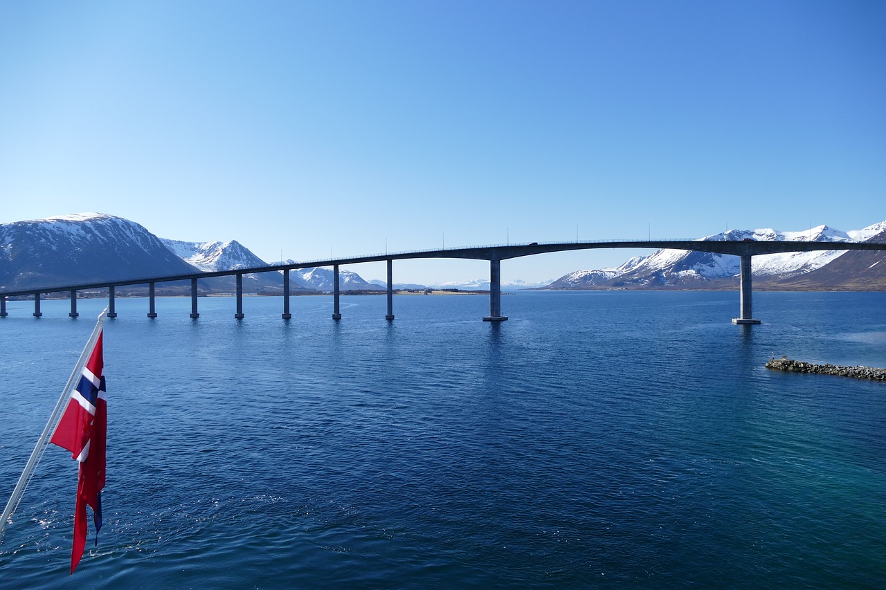 norway  hurtigruten  building free photo