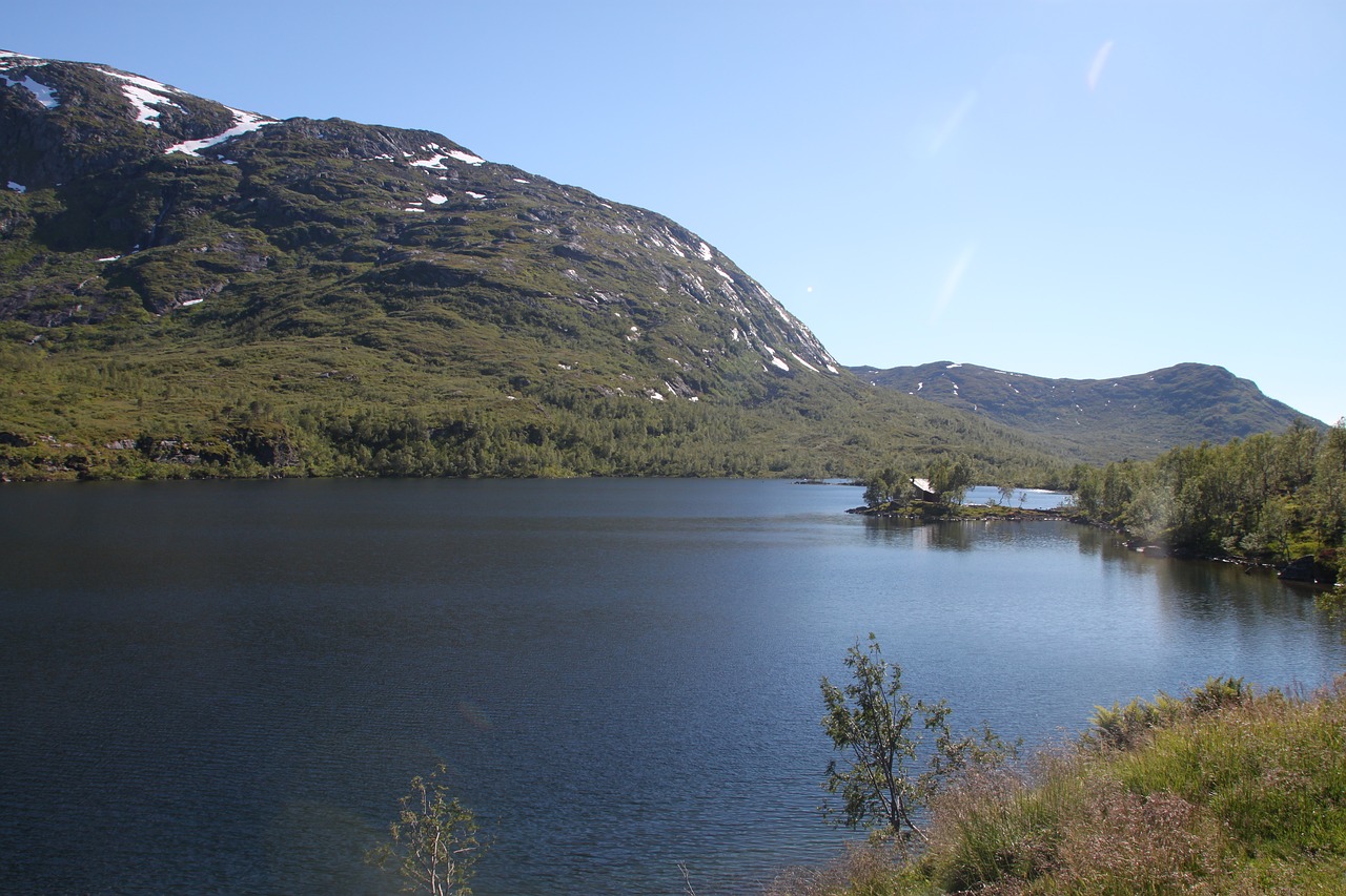 norway  water  mountains free photo