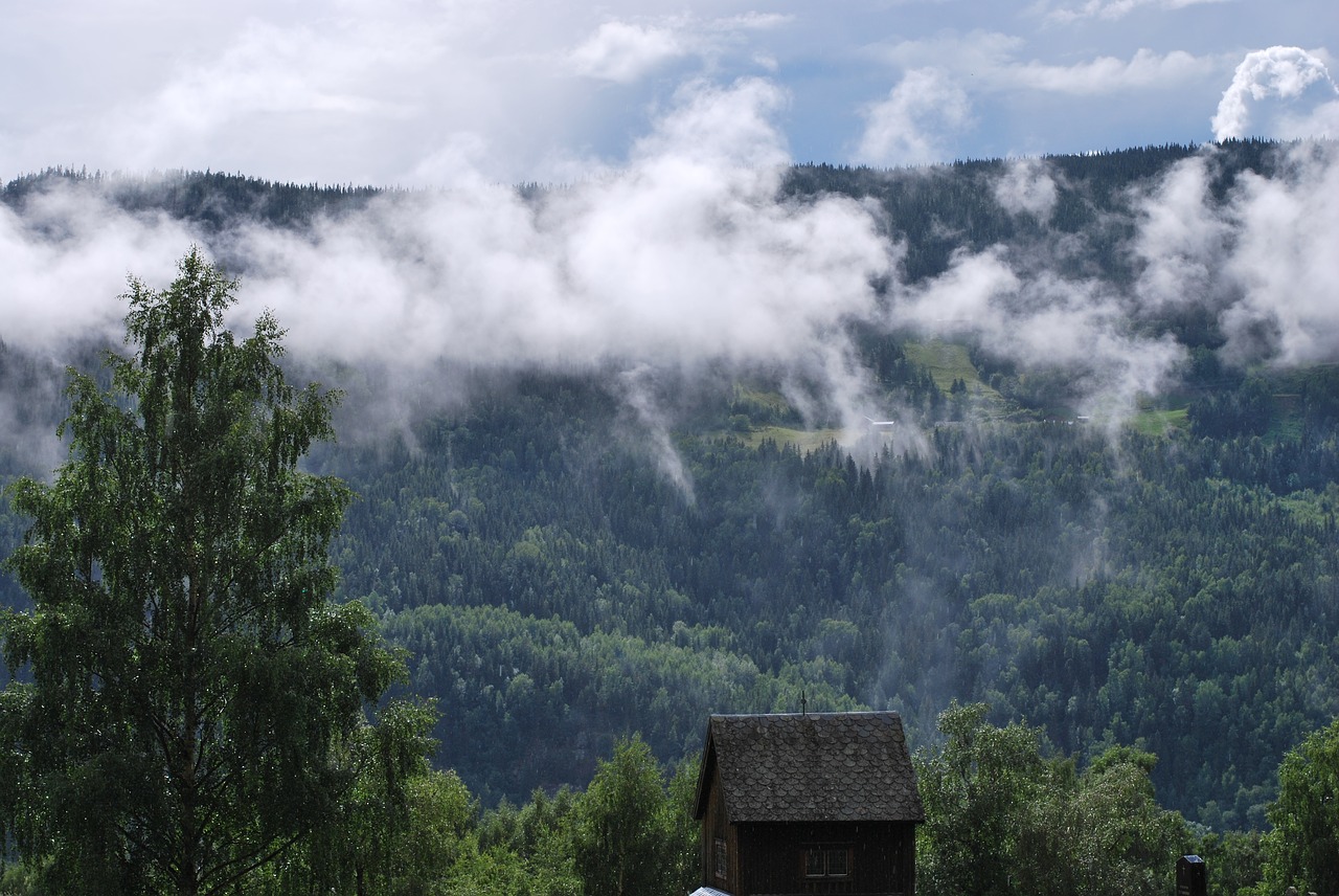 norway  mountain  cloud free photo