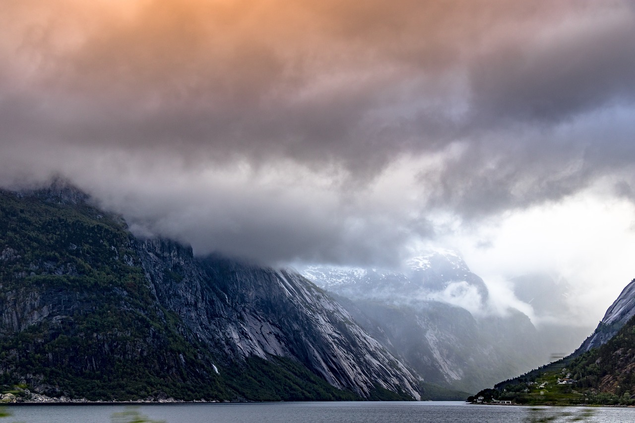 norway  mountains  landscape free photo