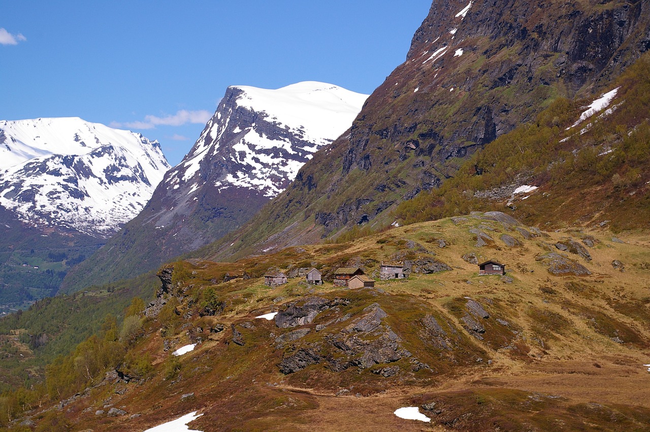 norway fjordlandschaft mountains free photo