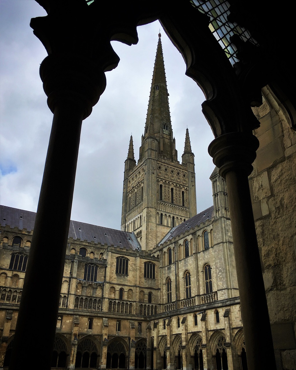 norwich cathedral  cathedral  gothic free photo