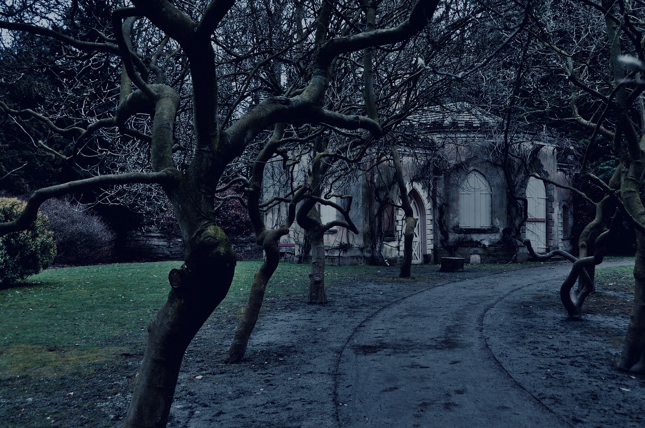 nostell priory  old house  eerie free photo