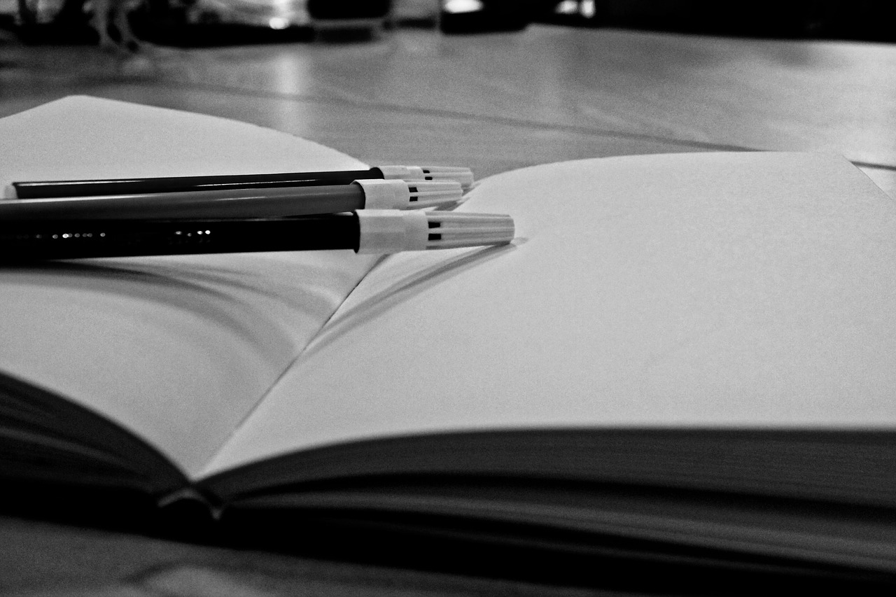 notebook pen write free photo