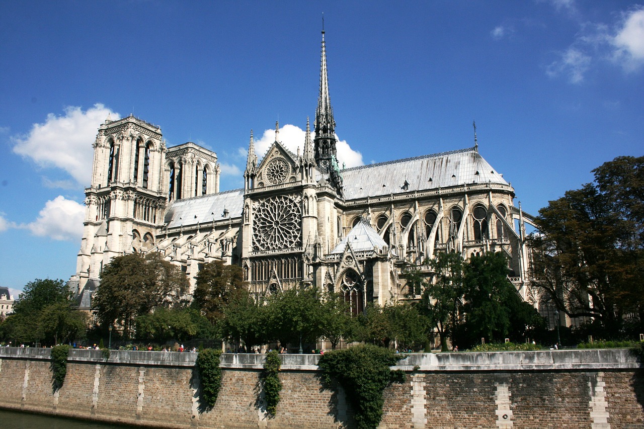 notre dame cathedral paris free photo