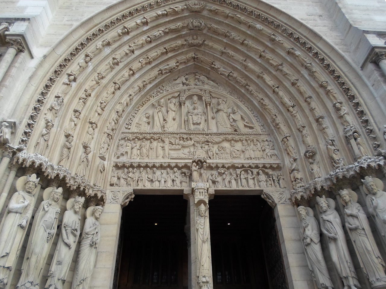 notre dame paris cathedral free photo