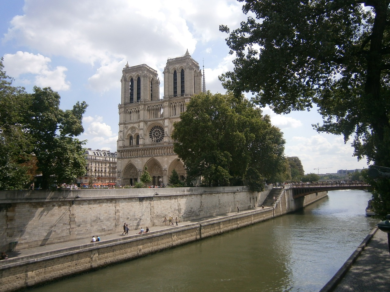 notre-dame paris cathedral free photo