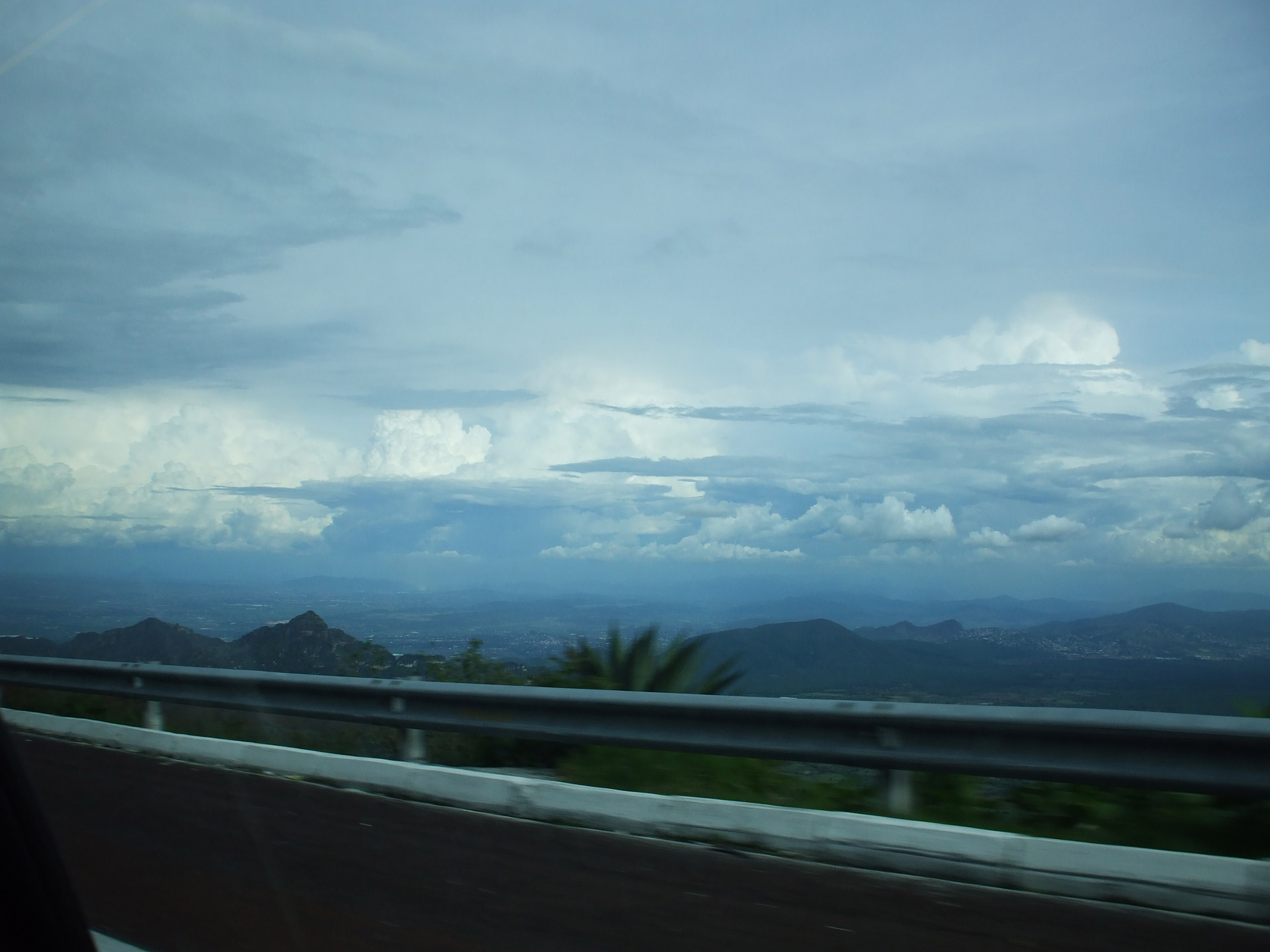 mex road clouds free photo