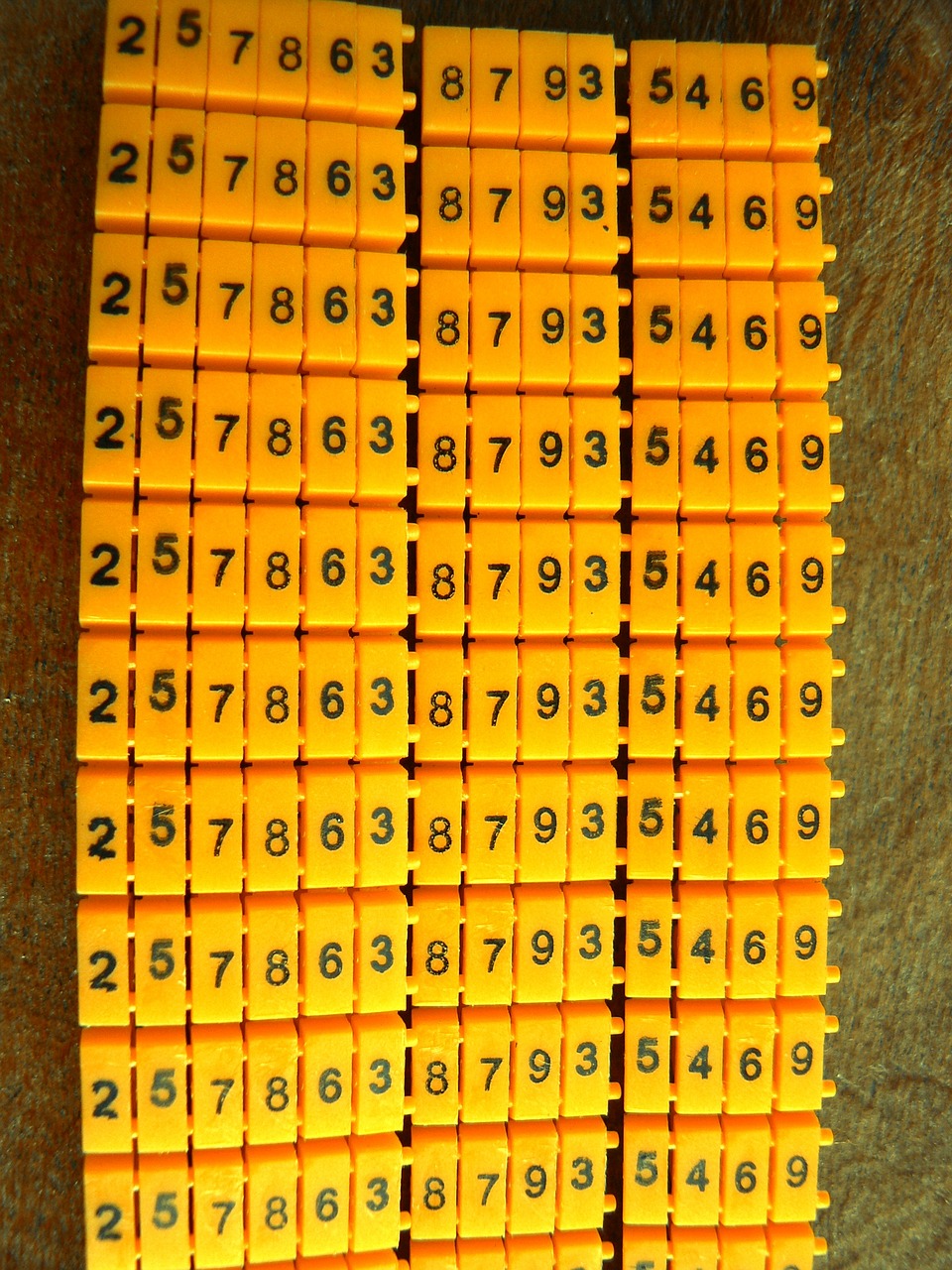 numbers identifiers of cables plastic free photo