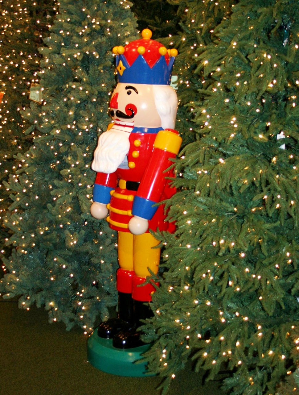 nutcracker christmas trees decoration free photo