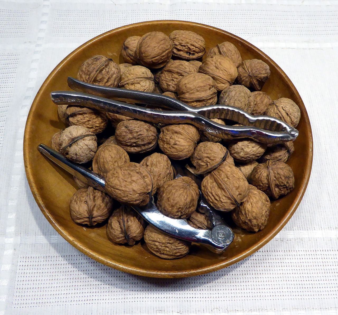 nuts walnuts food free photo