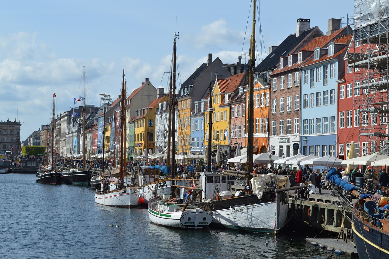 nyhavn denmark copenhagen free photo