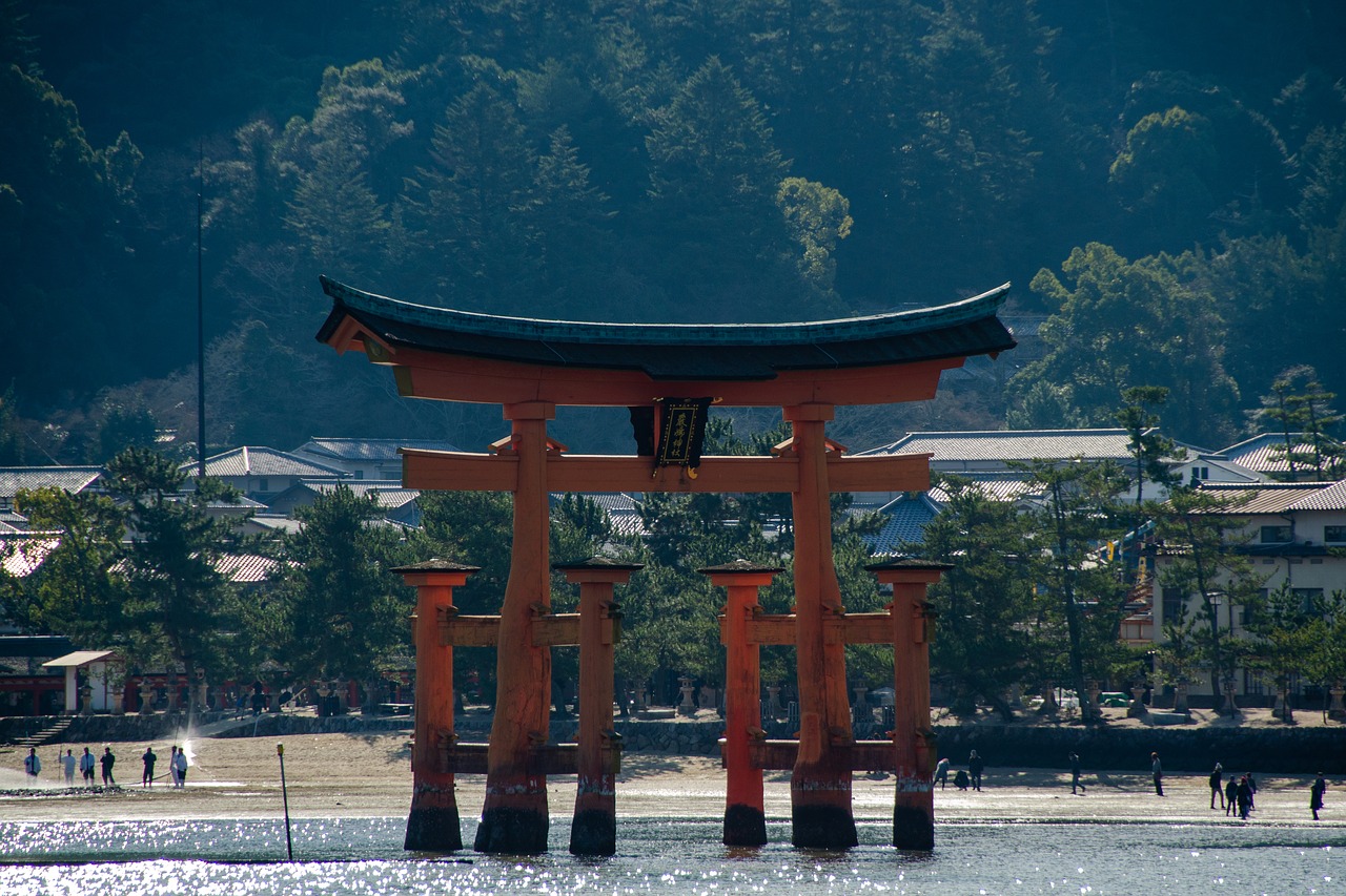 o-torii  gate  torii free photo