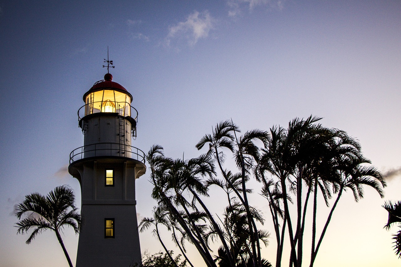 oahu lighthouse hawaii dusk free photo